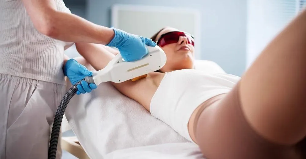 laser-hair-removal-underarms-session malta